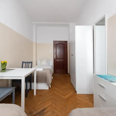 Nearto Main Square Hostel Krakau