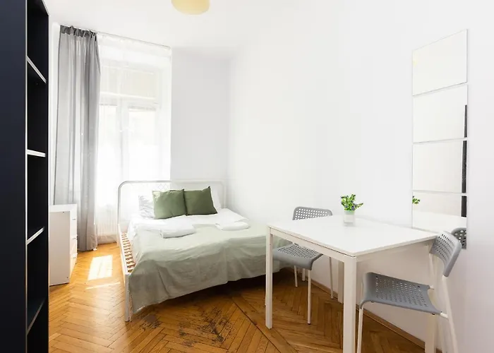 Nearto Main Square Vandrerhjem *